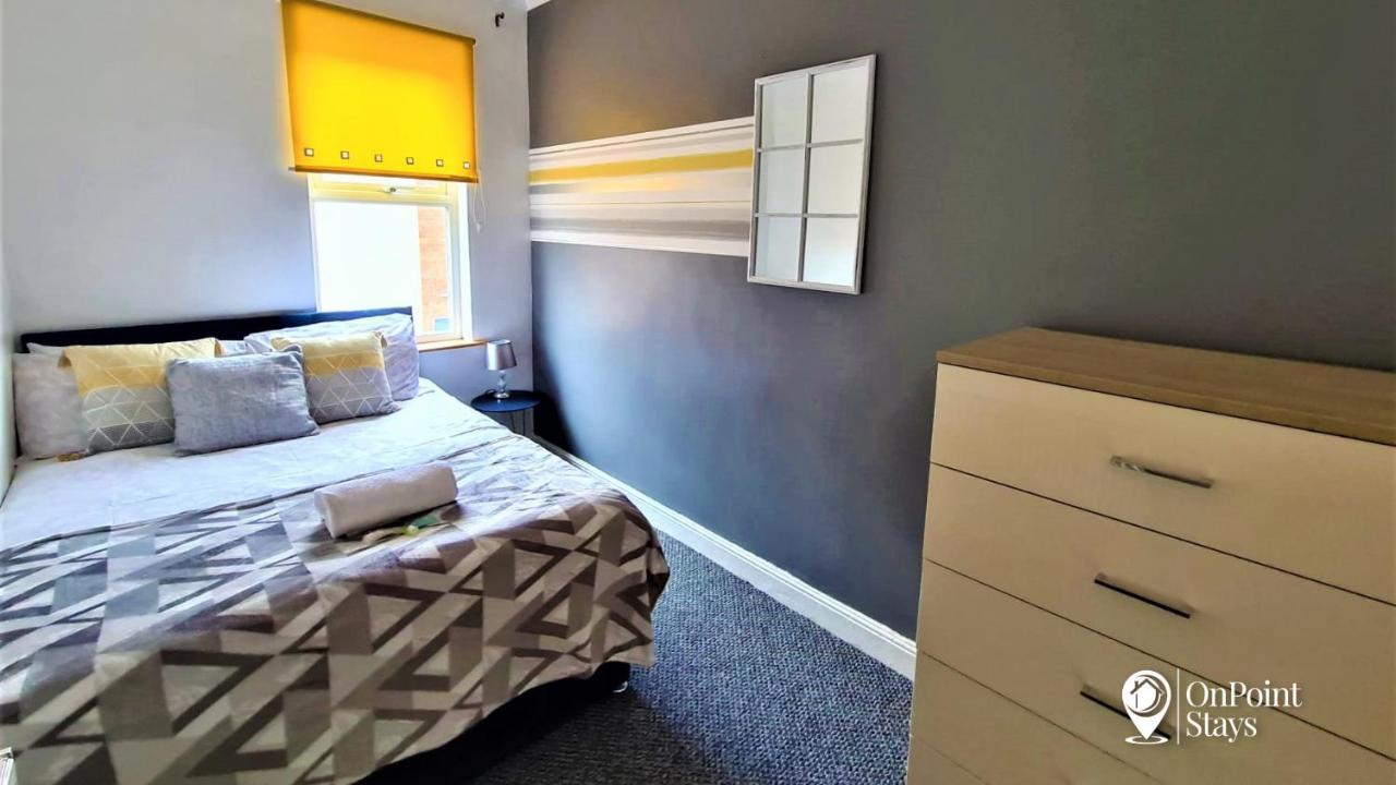 Lovely Spacious 5 Bedroom Home Near Chester City Centre Bagian luar foto