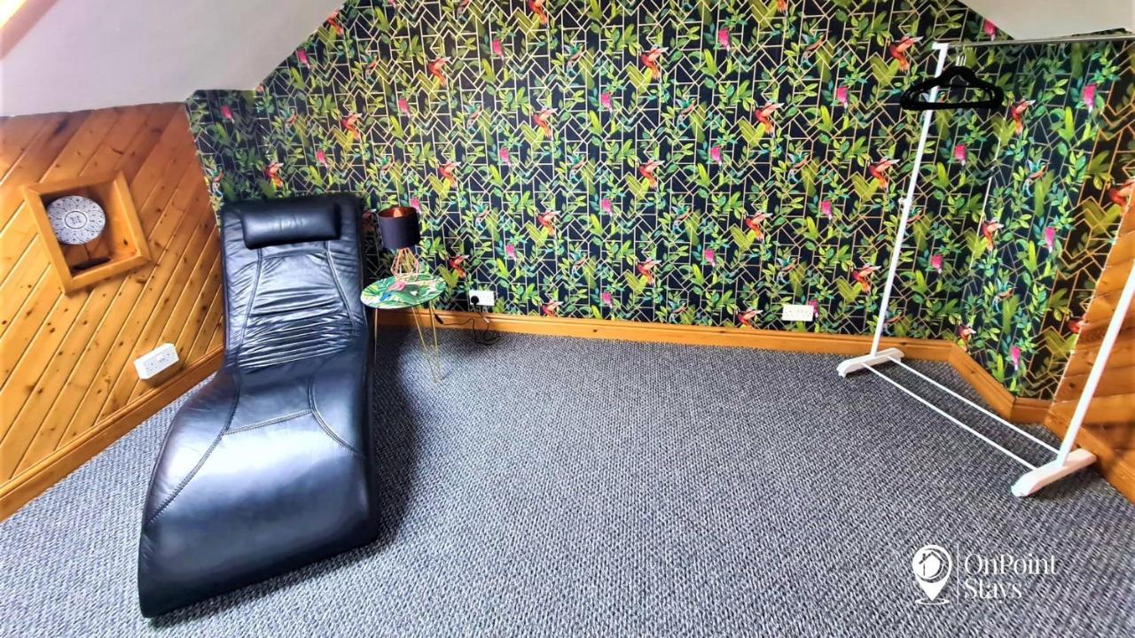 Lovely Spacious 5 Bedroom Home Near Chester City Centre Bagian luar foto