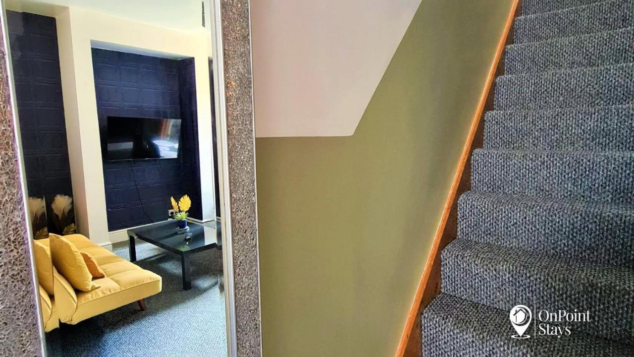 Lovely Spacious 5 Bedroom Home Near Chester City Centre Bagian luar foto
